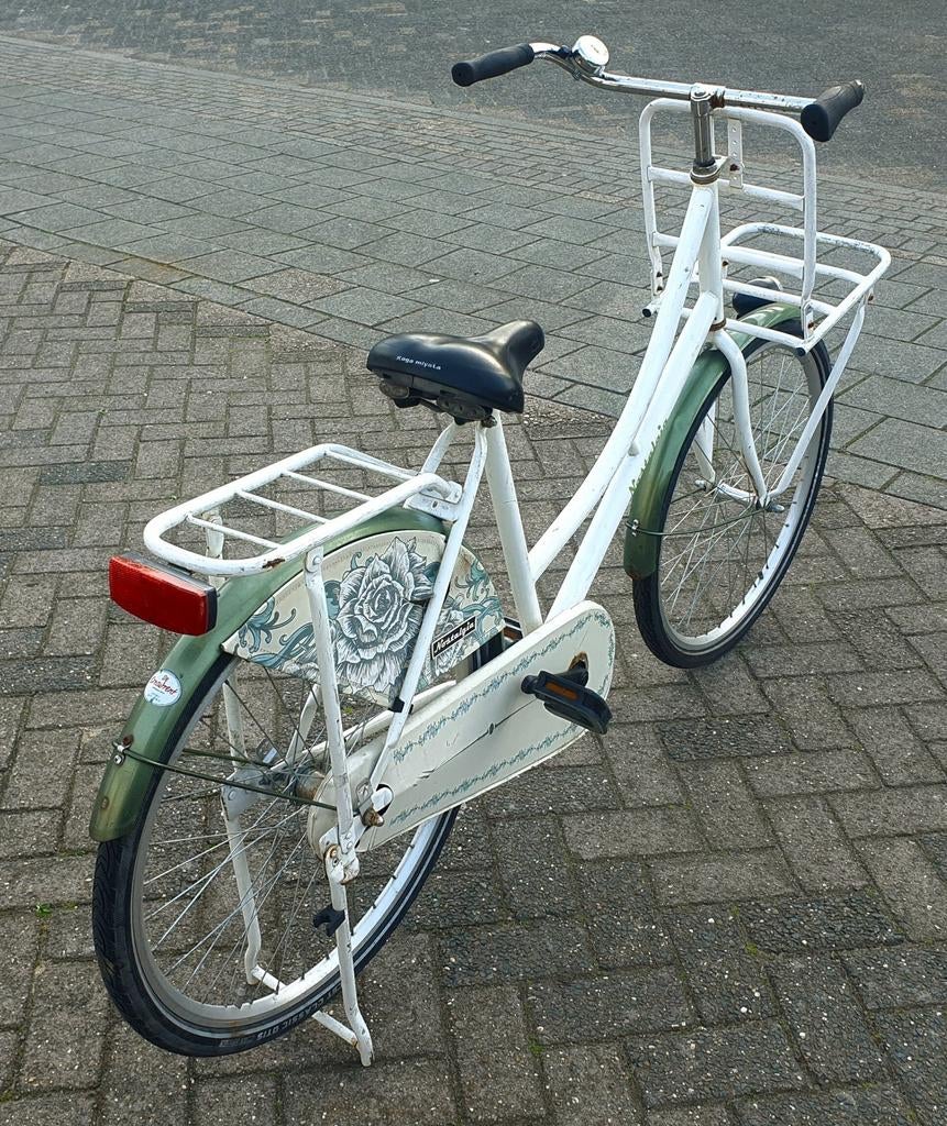 Nette meisjesfiets 24 inch, Fietsen en Brommers, Fietsen | Meisjes, Meisjesfiets, Ophalen of Verzenden, Gebruikt, 24 inch