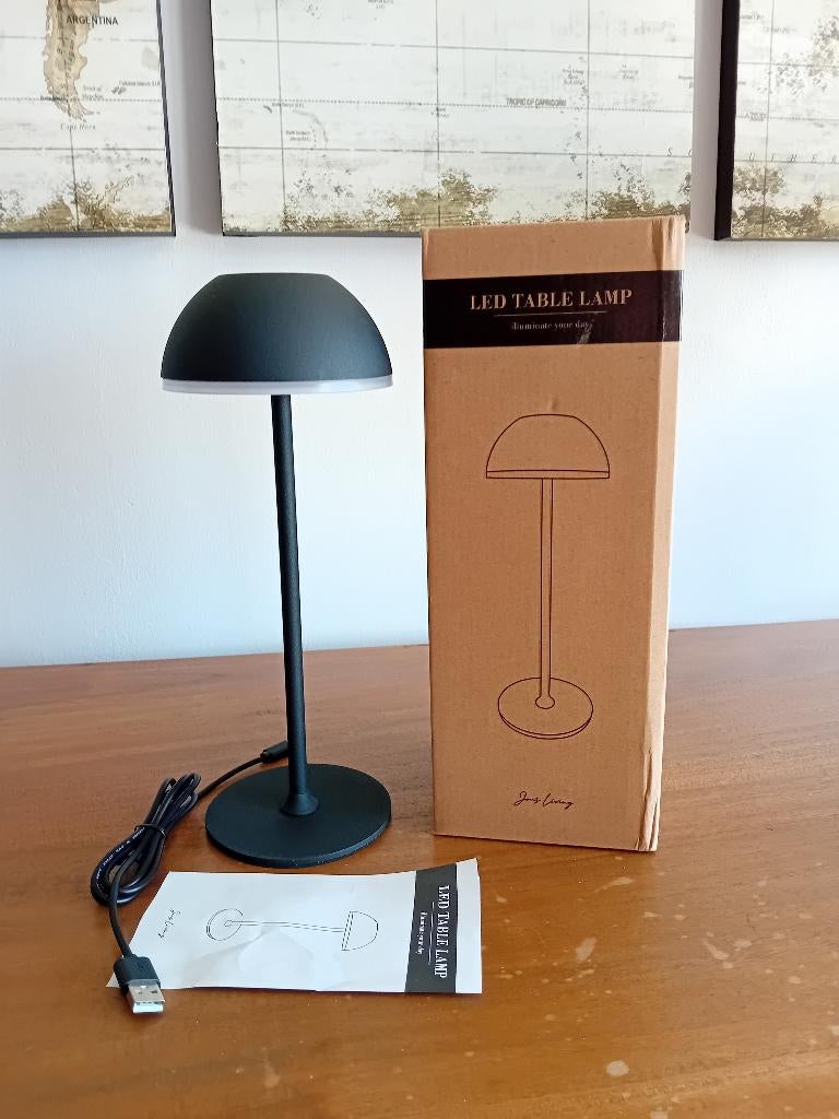 led tafellamp, Huis en Inrichting, Lampen | Tafellampen, Nieuw, Ophalen of Verzenden, Modern, Minder dan 50 cm
