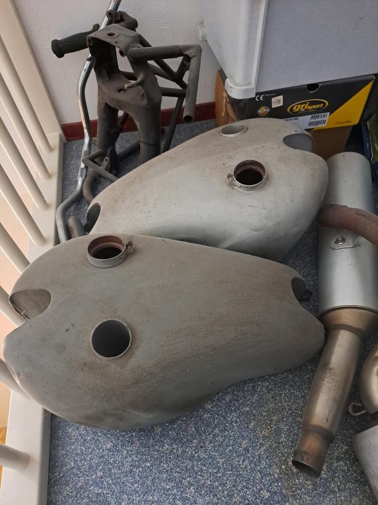 Norton Dominator Model 7 brandstoftanks, Motoren, Ophalen of Verzenden