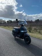 GTS Bellavista Scooter - Blauw Kenteken - Topstaat, Fietsen en Brommers, Ophalen, Zo goed als nieuw, Maximaal 45 km/u, Benzine
