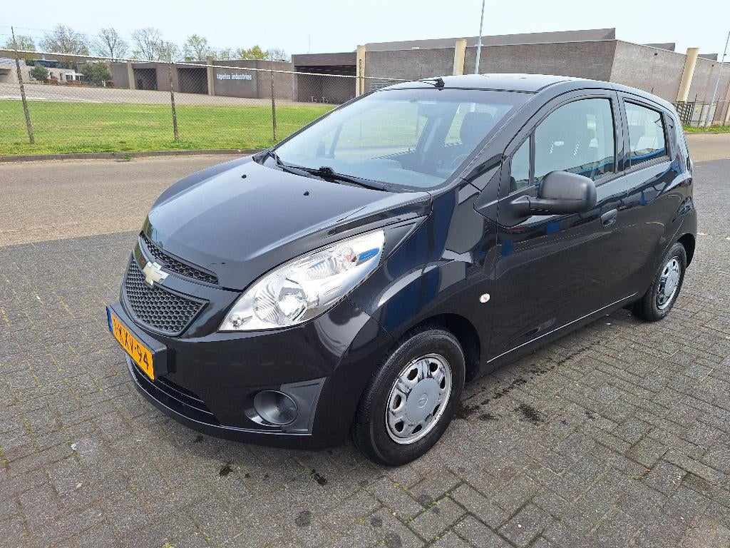 Chevrolet Spark 1.0 Bifuel 2012 Zwart 79000km, Auto's, Voorwielaandrijving, 939 kg, Overige kleuren, 995 cc