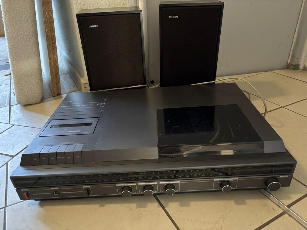 Philips Stereo Music Centre F1141 met Cassettedeck en Radio, Philips, Gebruikt, Cassettedeck, Losse componenten