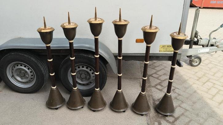 Set van 6 hoge kerk-/altaarkandelaars koper en hout, Huis en Inrichting, Woonaccessoires | Kandelaars en Kaarsen, Gebruikt, Kandelaar