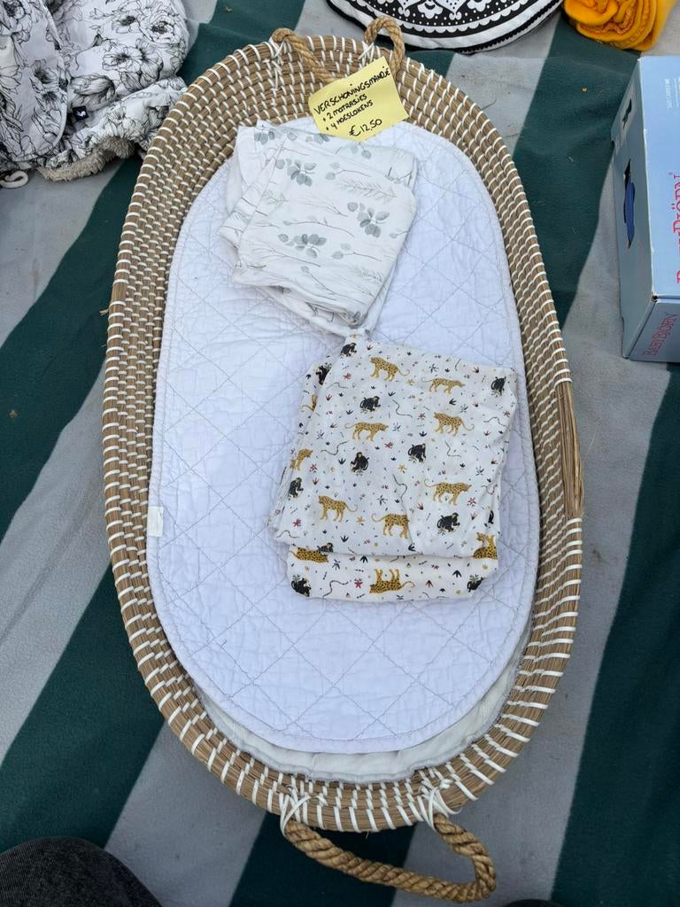 Verschoningsmandje, Ophalen, Gebruikt, Wieg