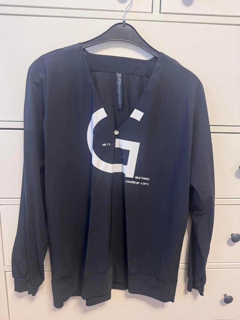 ZIP73 nieuw zwart shirt met opdruk en V hals maat XXL, Kleding | Dames, Verzenden, Zwart, Maat 46/48 (XL) of groter, Nieuw