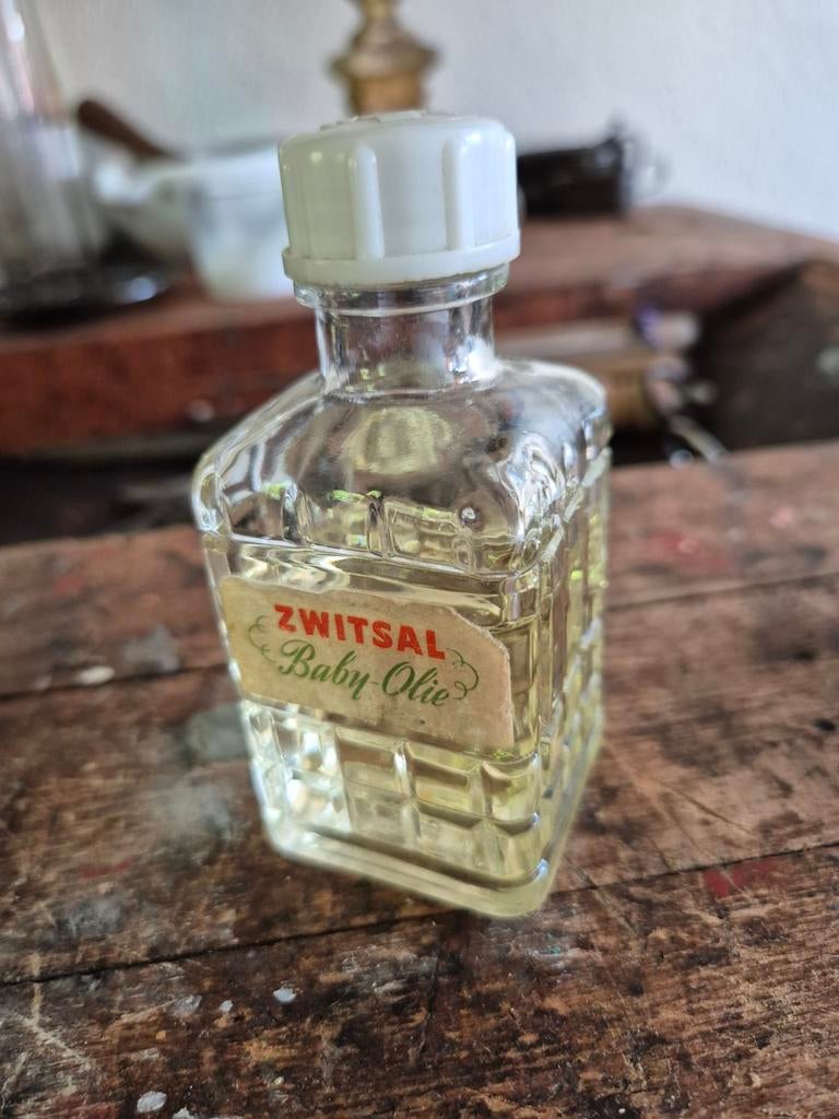 Oud vintage Zwitsal babyolie flesje, Ophalen of Verzenden