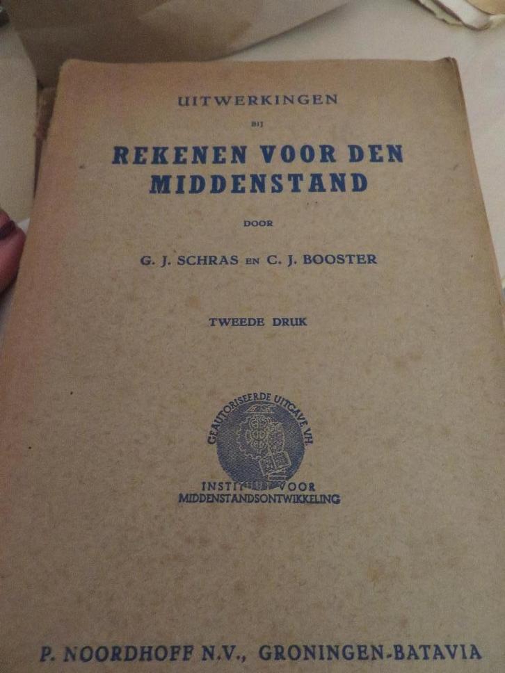 Uitwerkingen bij Rekenen voor den Middenstand 1943, Antiek en Kunst, Antiek | Boeken en Bijbels, Verzenden