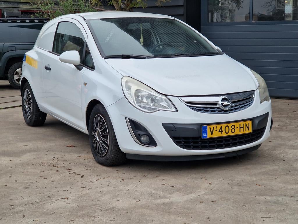 Opel corsa 1.3 CDTI GRIJS KENTEKEN motor loopt niet, Auto's, Euro 5, Cruise Control, 74 pk, 4 cilinders