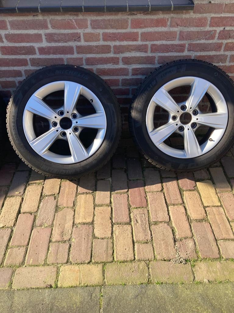 Winterbanden met velg BMW 1 SERIE 2012, Auto-onderdelen, Banden en Velgen, Ophalen, 16 inch, Banden en Velgen, Nieuw