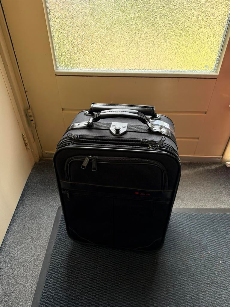 Handbagage koffer reistas reiskoffer, 50 tot 60 cm, Hard kunststof, Ophalen of Verzenden, Zo goed als nieuw