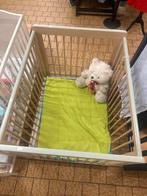 Houten babybox met matras en boxkleed, Ophalen, Gebruikt, -, Vierkant