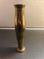 Vintage Gouden Vaas met Gravures, Overige materialen, Gebruikt, 50 tot 75 cm, Geel