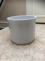 Mooie en grote bloempot van wit aardewerk, Tuin en Terras, Bloempotten, Gebruikt, Rond, Binnen, Minder dan 40 cm
