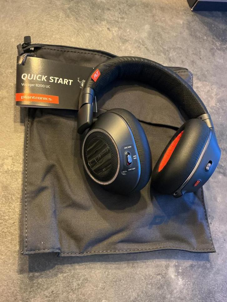 Plantronics (Poly) voyager 8200 UC, Computers en Software, Headsets, Nieuw, Over-ear, Draadloos, Ophalen of Verzenden