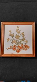 Vintage Bloemen Tegel met Houten Frame, Antiek en Kunst, Antiek | Wandborden en Tegels, Ophalen of Verzenden