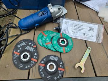 Slijptol - Gebruikt beschikbaar voor biedingen