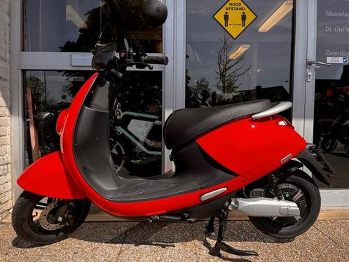 IVA E-GO S3 | ROOD | Elektrische Scooter | 45KM | AKTIE, Fietsen en Brommers, Scooters | Overige merken, Nieuw, Maximaal 45 km/u