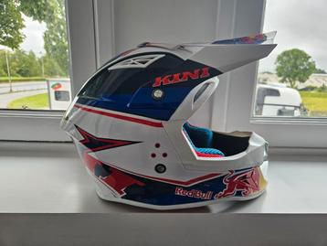 Kini racing Red Bull crosshelm maat M - als nieuw beschikbaar voor biedingen
