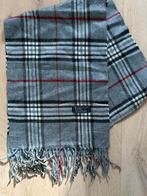Burberry sjaal grijs, Kleding | Dames, Mutsen, Sjaals en Handschoenen, Maat 42/44 (L), Ophalen of Verzenden, Zo goed als nieuw
