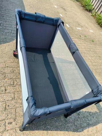 Campingbedje - Ideaal voor op reis! beschikbaar voor biedingen