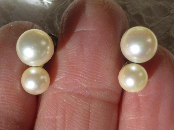 14 kt Gouden Oorbellen met dubbele zoutwater Parels, Sieraden, Tassen en Uiterlijk, Antieke sieraden, Oorbellen, Goud, Met edelsteen