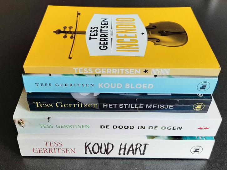 5 boeken van Tess Gerritsen - o.a. De dood in de ogen, Boeken, Thrillers, Gelezen, Amerika, Ophalen of Verzenden
