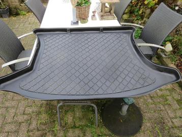 Kofferbak mat voor Toyota Verso z.g.a.n. beschikbaar voor biedingen