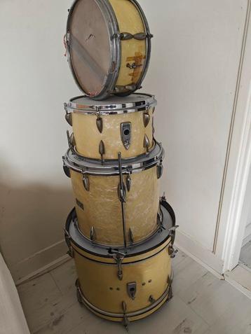 50's Sonor Teardrop set 20/13/16/13sn beschikbaar voor biedingen
