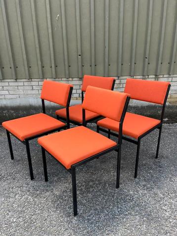 4x Vintage Pastoe sm07 eetkamerstoelen, Cees Braakman beschikbaar voor biedingen