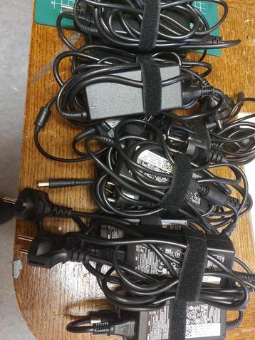 Laptop voedingen 65w. beschikbaar voor biedingen
