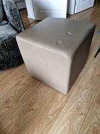 Poef, Huis en Inrichting, Ophalen, Kunststof, Gebruikt, 50 tot 75 cm