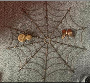 Halloween? Wanddecoratie spinnenweb handmade beschikbaar voor biedingen