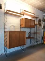 Nisse String wandmeubel met lectuurplank, retro jaren 60, Ophalen, 150 tot 200 cm, 25 tot 50 cm, 200 tot 250 cm