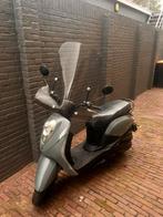 Sym mio 50km/u scooter brommer, Fietsen en Brommers, Scooters | SYM, Ophalen, Gebruikt, Mio