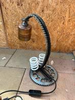 Steampunk-stijl bureaulamp cross-onderdelen, Huis en Inrichting, Lampen | Tafellampen, Ophalen of Verzenden, Metaal, Minder dan 50 cm