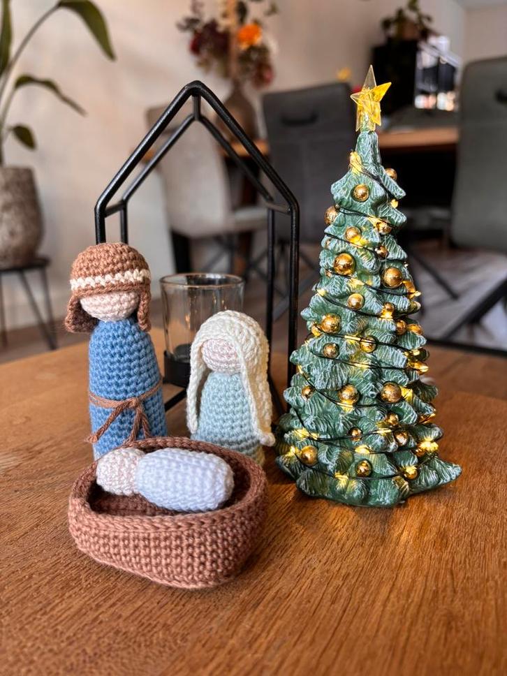Mini gehaakte kerststal kerstgroep haken voor kerst, Diversen, Kerst, Nieuw, Ophalen