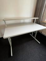 Stalen bureau met opstand, Ophalen, Gebruikt
