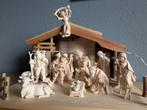 Houten kerststal compleet met inhoud, Diversen, Kerst, Ophalen, Zo goed als nieuw