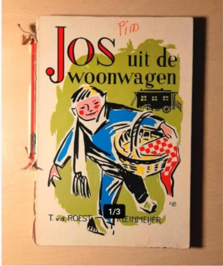 Jos uit de woonwagen T. v.d. Roest-Kleinmeijer eind '60., Antiek en Kunst, Antiek | Boeken en Bijbels, Ophalen
