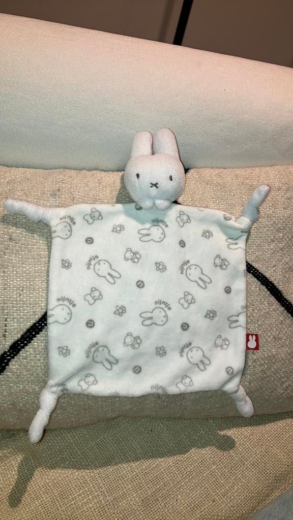 Nijntje knuffeldoekje, Kinderen en Baby's, Speelgoed | Knuffels en Pluche, Ophalen of Verzenden, Zo goed als nieuw
