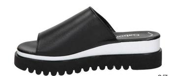GABOR leren plateau slippers zwart/wit. Nieuw beschikbaar voor biedingen