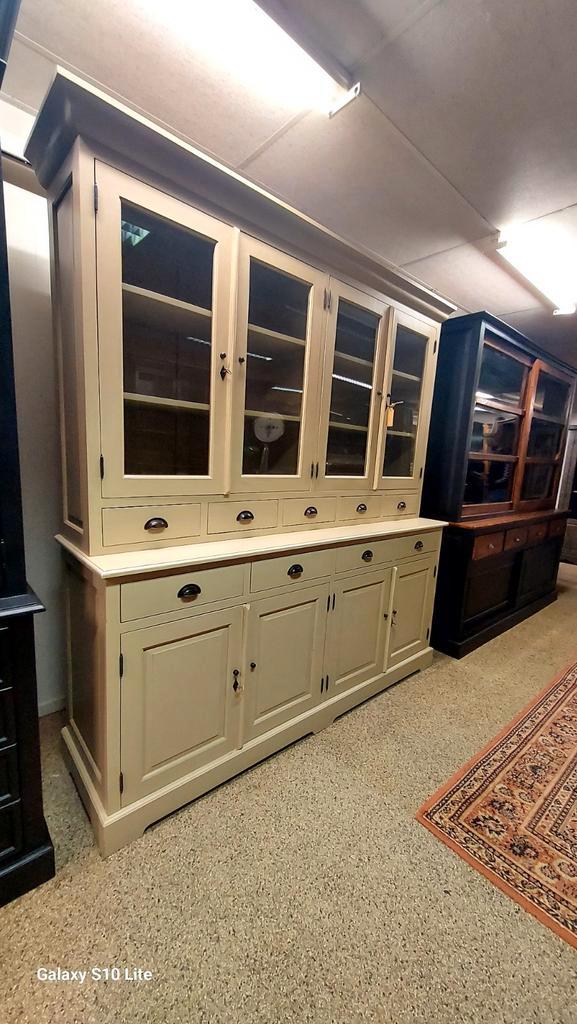 Beige taupe buffetkast actie afhaal prijs € 650-,, Huis en Inrichting, Kasten | Buffetkasten, Zo goed als nieuw, 200 cm of meer