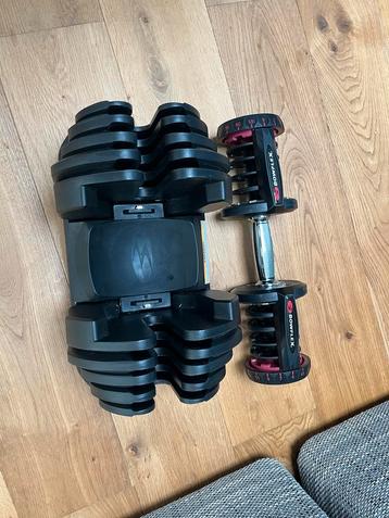 Bowflex 1080i Dumbbell + Standaard - Zo Goed Als Nieuw! beschikbaar voor biedingen