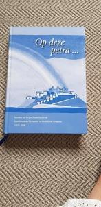 Op deze petra ..., Boeken, Ophalen of Verzenden, Zo goed als nieuw