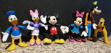 Donald, Katrien, Mickey, Minnie, Goofy & Pluto.  beschikbaar voor biedingen
