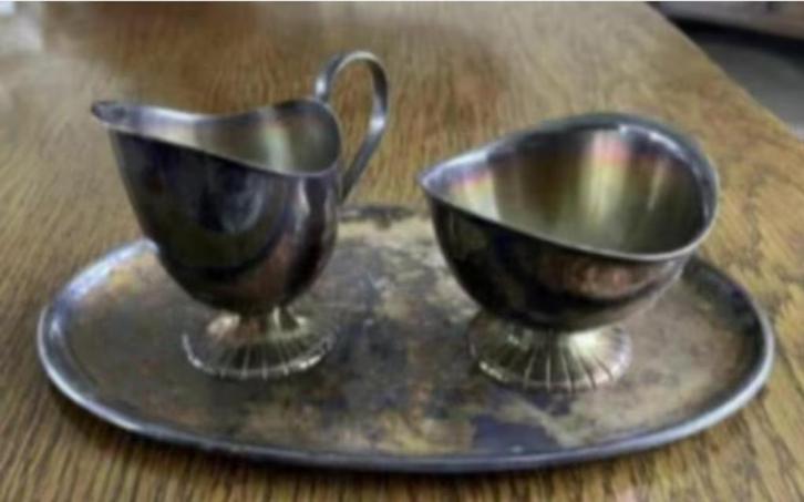 Zilveren roomstel; melkkannetje suikerpot; DE Douwe Egberts, Antiek en Kunst, Antiek | Servies los, Ophalen of Verzenden