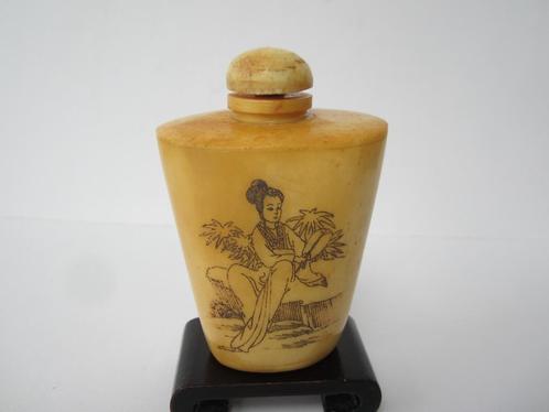 Chinees/Chinese snuifflesje /snuff bottle met lepel #6130, Antiek en Kunst, Kunst | Niet-Westerse kunst, Ophalen of Verzenden