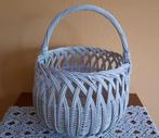 Stevige witte rieten MAND picknickmand draagmand rond, Huis en Inrichting, Woonaccessoires | Schalen en Manden, Ophalen of Verzenden