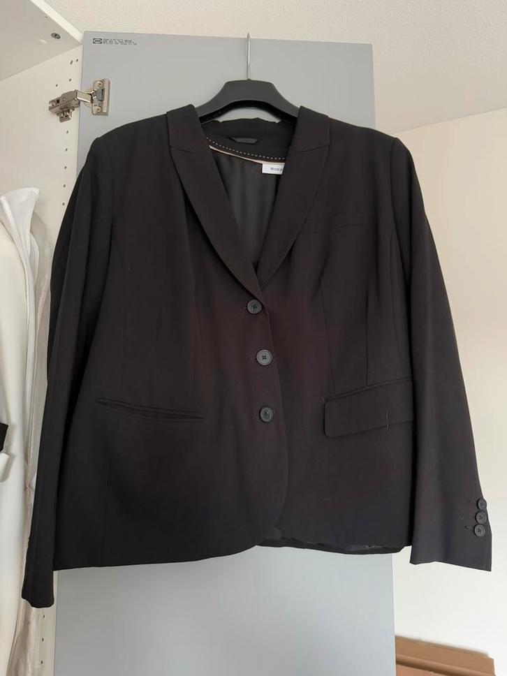 Zwart Mantelpak, Kleding | Dames, Jasjes, Kostuums en Pakken, Gedragen, Kostuum of Pak, Maat 46/48 (XL) of groter, Zwart, Ophalen of Verzenden