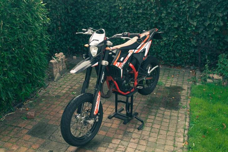 Beta RR 50 Track 2023 (1e eigenaar), Fietsen en Brommers, Brommers | Crossbrommers, Gebruikt, Overige merken, Ophalen